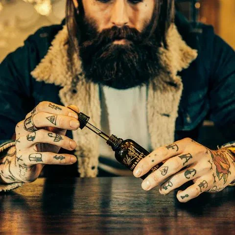 Captain Fawcett Booze & Baccy Beard Oil Large - Image 2